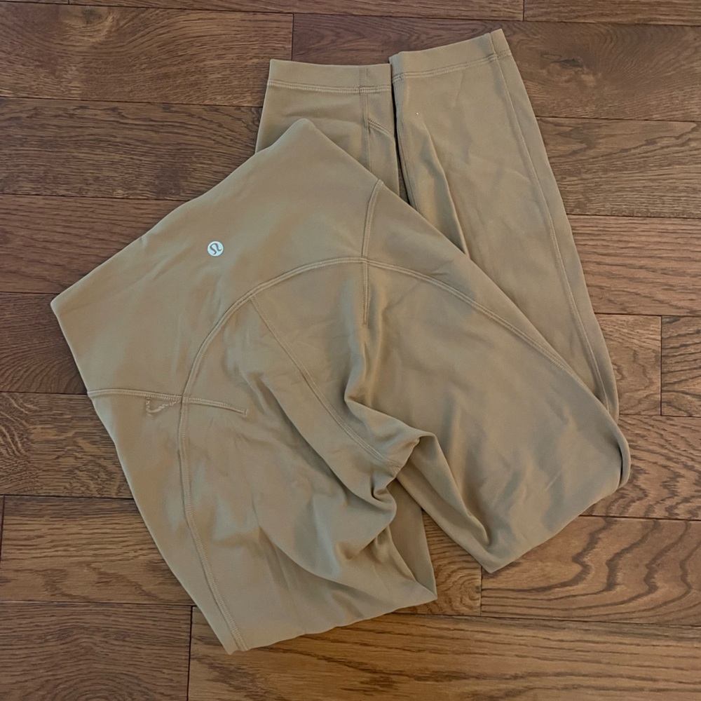 TAN/SAND LULULEMON LEGGINGS